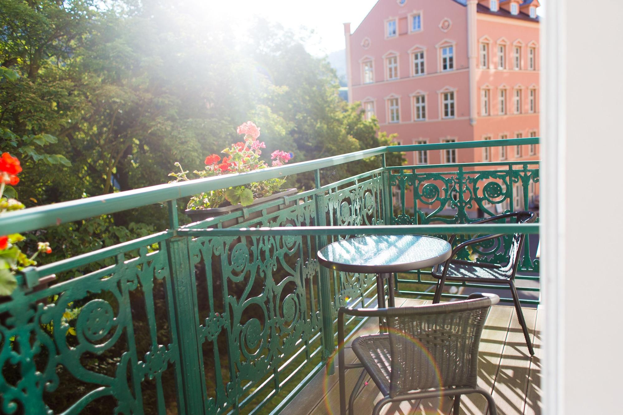 Hotel Ontario Karlovy Vary Luaran gambar